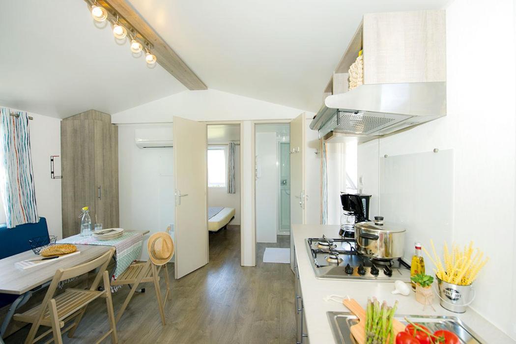 צ'סנטיקו Vacanceselect Mobil Homes - Camping Pineta Sul Mare Camping Village מראה חיצוני תמונה
