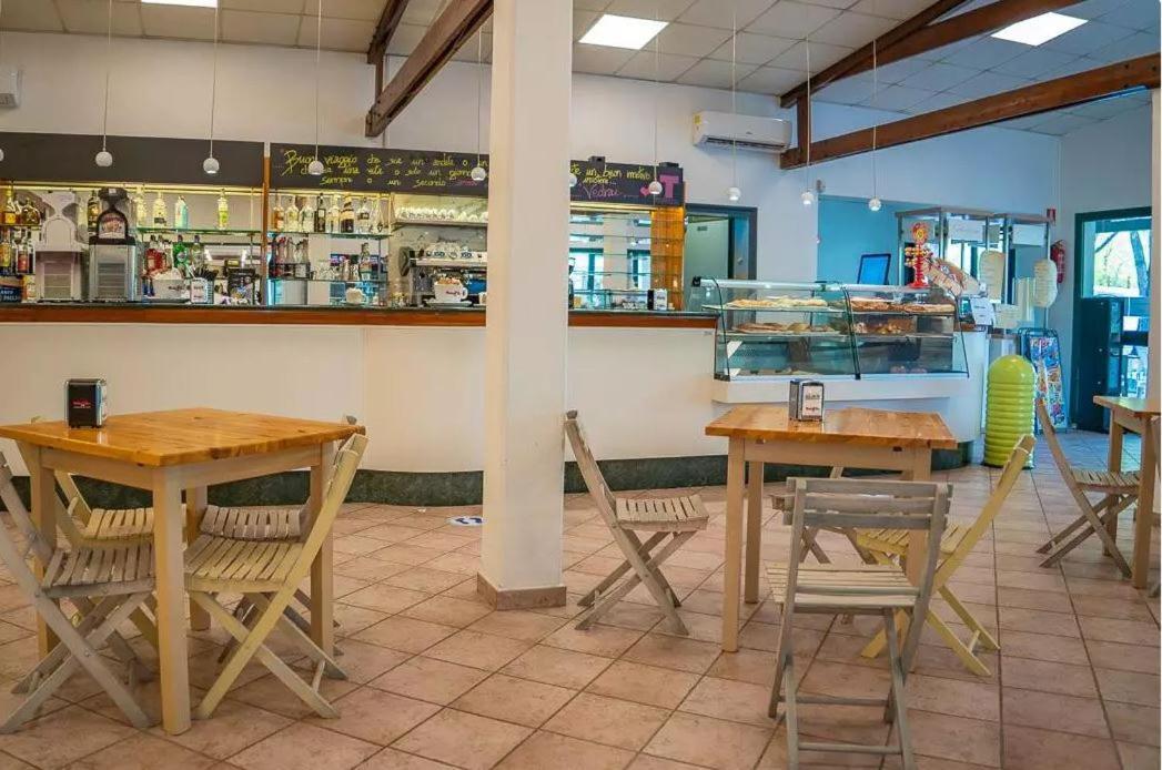 צ'סנטיקו Vacanceselect Mobil Homes - Camping Pineta Sul Mare Camping Village מראה חיצוני תמונה