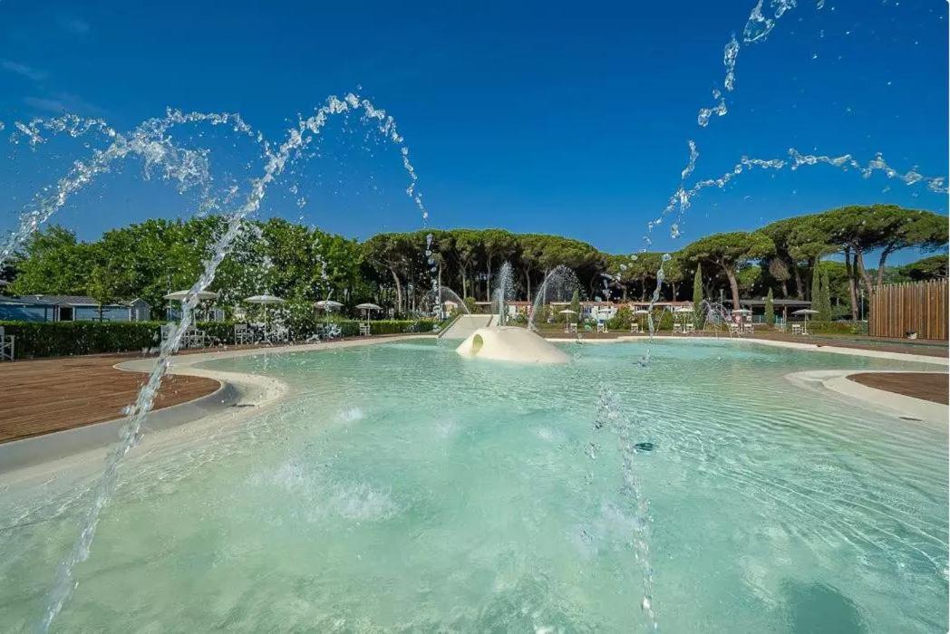 צ'סנטיקו Vacanceselect Mobil Homes - Camping Pineta Sul Mare Camping Village מראה חיצוני תמונה