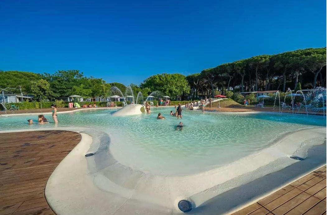 צ'סנטיקו Vacanceselect Mobil Homes - Camping Pineta Sul Mare Camping Village מראה חיצוני תמונה