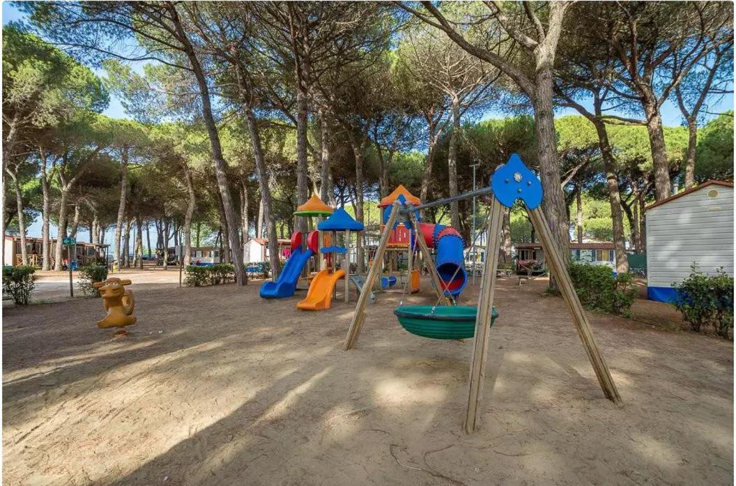 צ'סנטיקו Vacanceselect Mobil Homes - Camping Pineta Sul Mare Camping Village מראה חיצוני תמונה